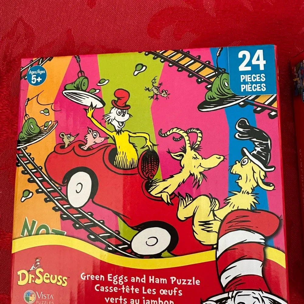 🌵3/$15 set of 2 Dr. Seuss 24 pieces puzzles ( see description)